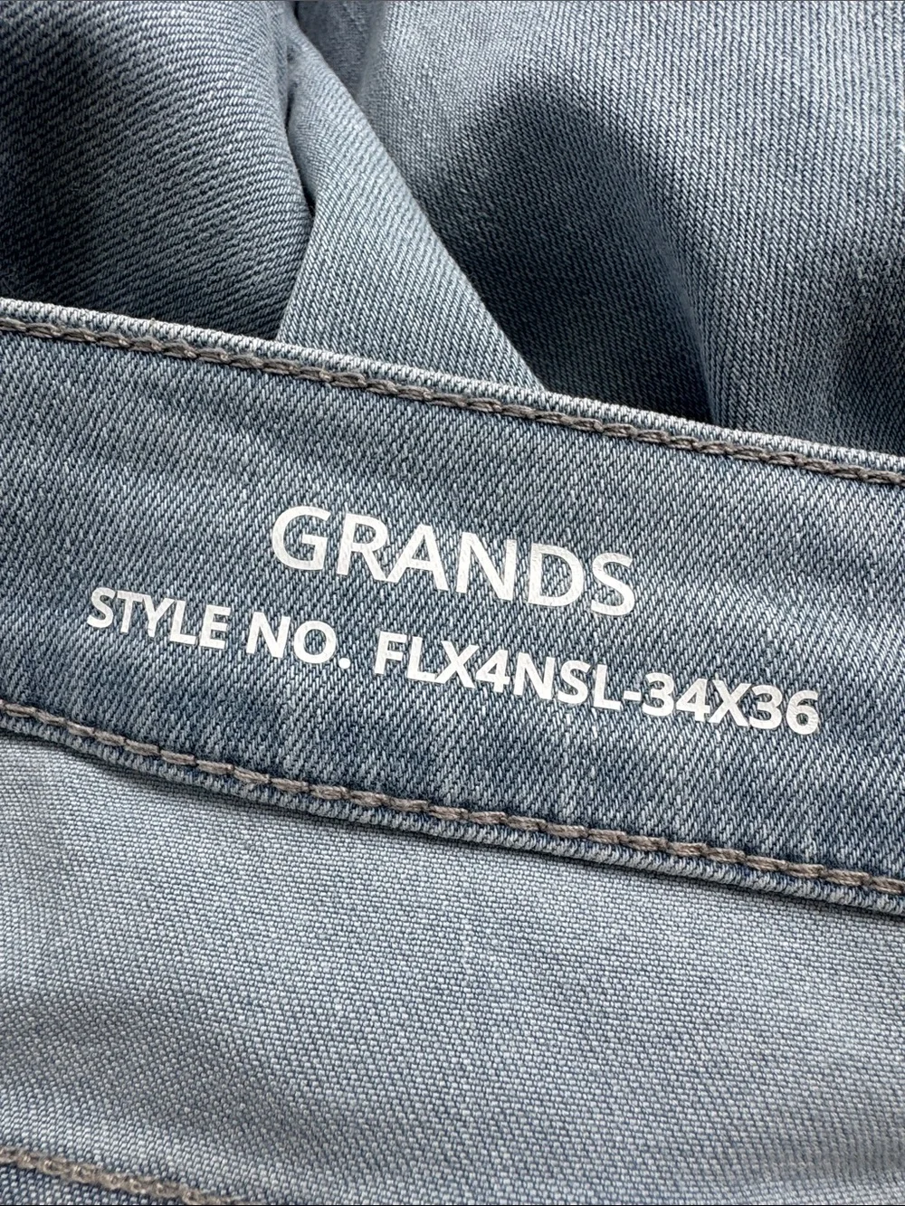 Mugsy Grands light wash spandex stretch men’s slim fit jeans size 34x36